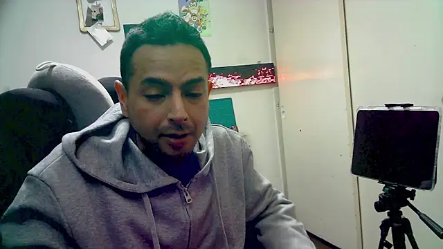 Snapshot of YoungStallionXL chatting on 02.25.26 YoungStallionXL online show from 02.25.26