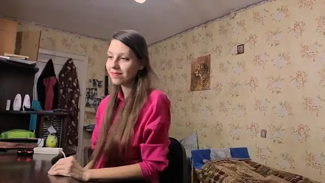 Snapshot of LahomaSassano chatting on 11.04.25 LahomaSassano online show from 11.04.25