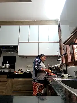 Hot-Sana2 online show from 11.25.25