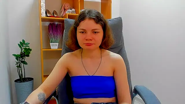 Snapshot of Stella-Maers chatting on 04.29.26 Stella-Maers online show from 04.29.26