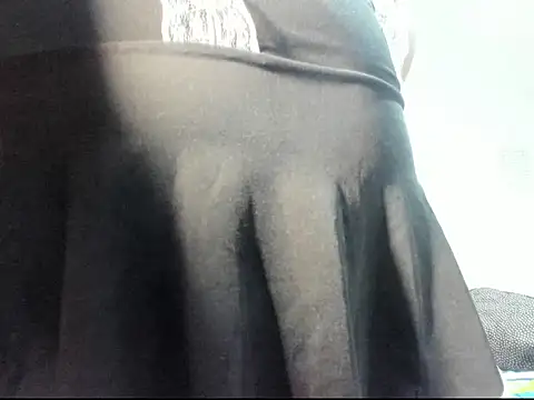 Snapshot of Geisha_Hana chatting on 11.04.25 Geisha Hana online show from 11.04.25