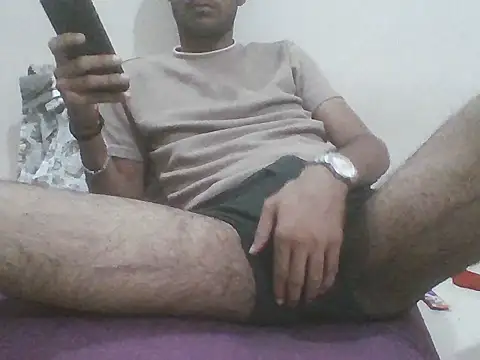 Snapshot of Bull_Dick_69 chatting on 05.02.26 Bull Dick 69 online show from 05.02.26