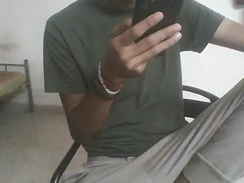 Snapshot of Bull_Dick_69 chatting on 05.06.26 Bull Dick 69 online show from 05.06.26