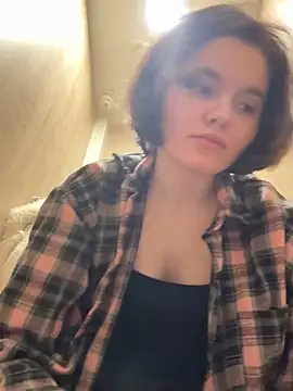 Xo Laura online show from 02.04.26