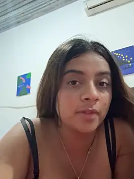 Snapshot of dulce_lian chatting on 11.12.25 dulce lian online show from 11.12.25