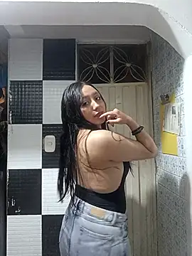 naughtygoddesss  online show from 11.16.25