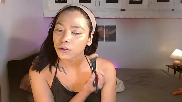 CassieXValeriee online show from 06.10.26