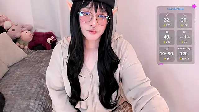 Snapshot of Omorimori chatting on 07.20.26 Omorimori online show from 07.20.26