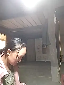 Snapshot of juju-zu chatting on 11.05.25 juju-zu online show from 11.05.25