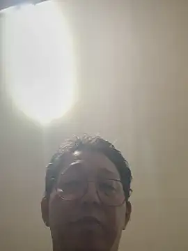 Snapshot of psh80 chatting on 11.02.25 psh80 online show from 11.02.25