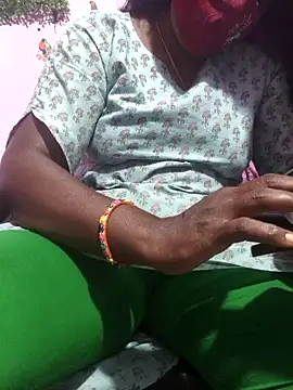 hyd couple7878 online show from 04.07.26