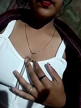 Aarti909090 online show from 12.20.25