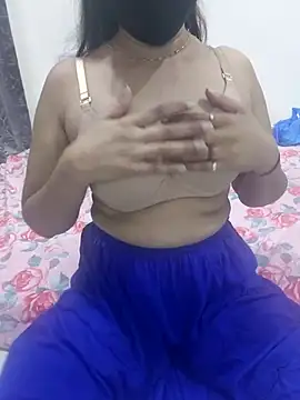 Snapshot of Aarti909090 chatting on 05.01.26 Aarti909090 online show from 05.01.26
