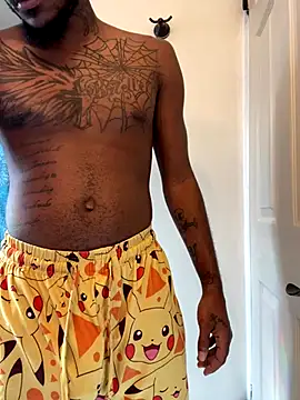 Snapshot of youngbull_dada chatting on 11.03.25 youngbull dada online show from 11.03.25