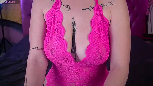 DanielaReign online show from 06.30.26