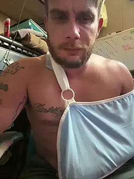 Snapshot of bkuterbach2015 chatting on 12.22.25 bkuterbach2015 online show from 12.22.25