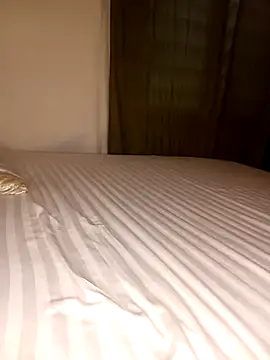 Snapshot of Sexybites01 chatting on 11.10.25 Sexybites01 online show from 11.10.25