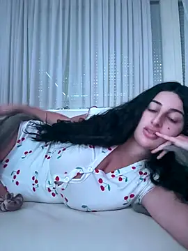 Snapshot of jojoa23 chatting on 11.25.25 jojoa23 online show from 11.25.25