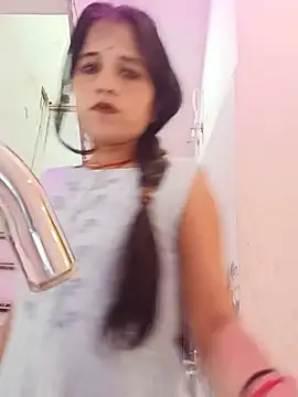 Snapshot of Sanjna_babby chatting on 06.13.26 Sanjna babby online show from 06.13.26