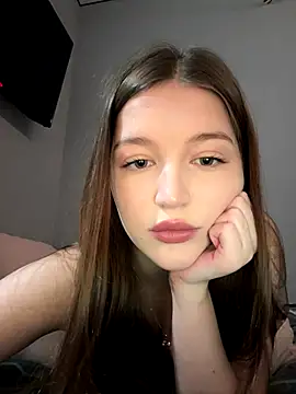 Snapshot of hopbunny chatting on 11.09.25 hopbunny online show from 11.09.25