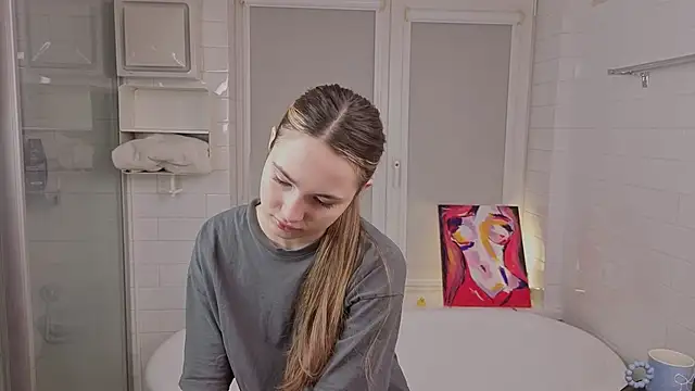 LeenaPuita online show from 02.15.26