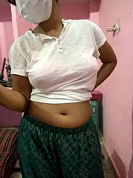 Snapshot of Rani_88 chatting on 11.05.25 Rani 88 online show from 11.05.25