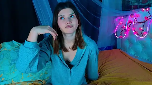 Snapshot of WilmaJohnson chatting on 03.01.26 WilmaJohnson online show from 03.01.26