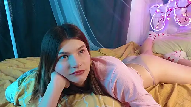 Snapshot of WilmaJohnson chatting on 03.02.26 WilmaJohnson online show from 03.02.26