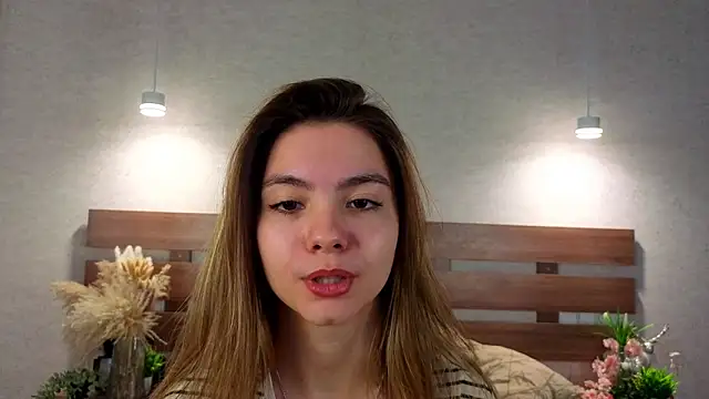 Snapshot of MargieDavidson chatting on 02.04.26 MargieDavidson online show from 02.04.26