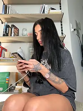 VickyM99 online show from 03.20.26