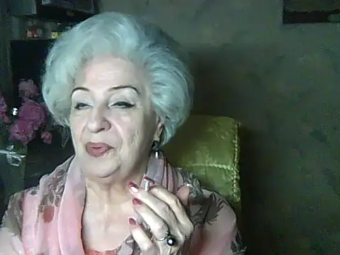 Snapshot of ValeriaKroww chatting on 06.12.26 ValeriaKroww online show from 06.12.26