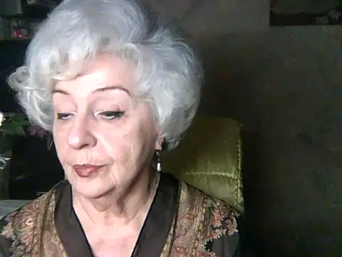 Snapshot of ValeriaKroww chatting on 06.16.26 ValeriaKroww online show from 06.16.26