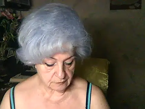 Snapshot of ValeriaKroww chatting on 07.02.26 ValeriaKroww online show from 07.02.26