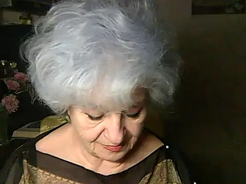 Snapshot of ValeriaKroww chatting on 07.18.26 ValeriaKroww online show from 07.18.26