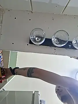 Snapshot of katy699 chatting on 11.04.25 katy699 online show from 11.04.25