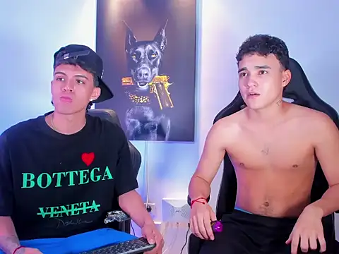 Snapshot of stiven_24cm chatting on 11.13.25 stiven 24cm online show from 11.13.25