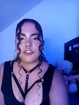 Snapshot of Elara_Nova chatting on 11.09.25 Elara Nova online show from 11.09.25