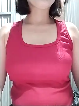 Snapshot of Niramiu chatting on 02.13.26 Niramiu online show from 02.13.26