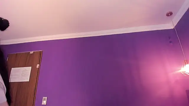 Isabella Crofts online show from 02.17.26