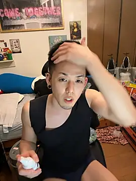 ippei0001 online show from 11.17.25