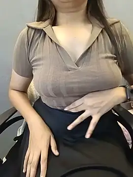 Snapshot of Nikkify chatting on 07.26.26 Nikkify online show from 07.26.26