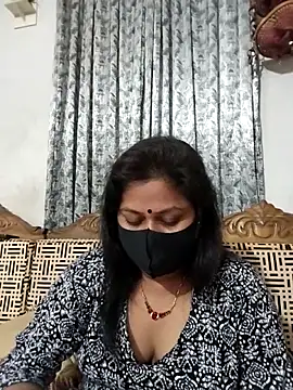 Snapshot of munni-506 chatting on 04.26.26 munni-506 online show from 04.26.26
