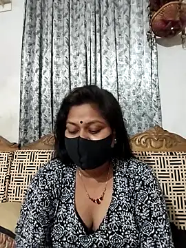 Snapshot of munni-506 chatting on 04.27.26 munni-506 online show from 04.27.26