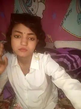 Snapshot of Freakingromance chatting on 02.15.26 Freakingromance online show from 02.15.26