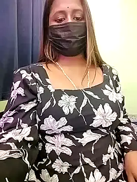 LoveLy-Soneya online show from 04.16.26