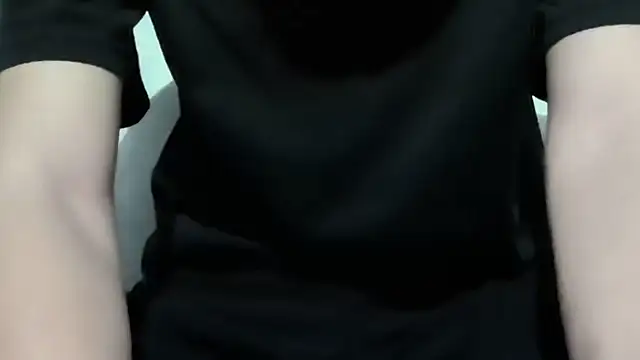 Snapshot of ilim111 chatting on 11.06.25 ilim111 online show from 11.06.25