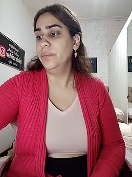 nahiarabiel33 online show from 04.08.26