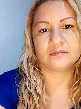 Karoline milf hot online show from 12.03.25