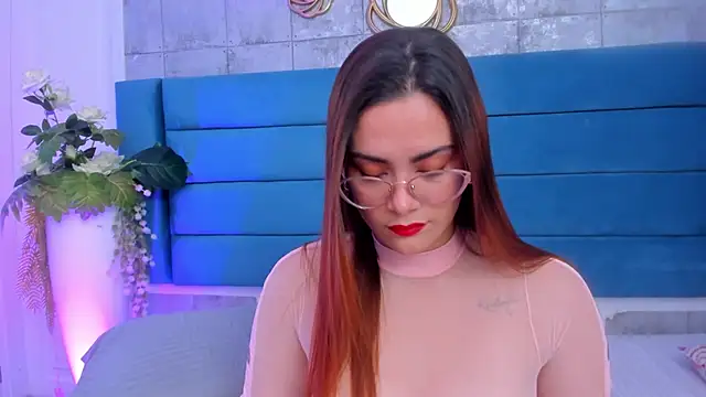 Snapshot of SaraAlvarezx chatting on 03.15.26 SaraAlvarezx online show from 03.15.26
