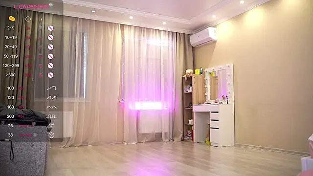 Bananalizzy online show from 04.10.26